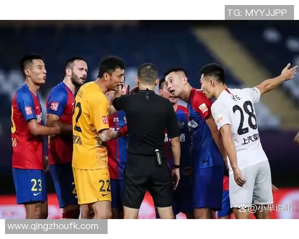 足球明星被侵犯事件盘点揭示运动员的脆弱与挑战 足球明星被侵犯事件盘点揭示运动员的脆弱与挑战