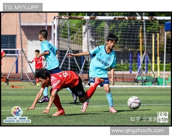 星绿足球引领未来运动潮流助力青少年健康成长与团队精神培养